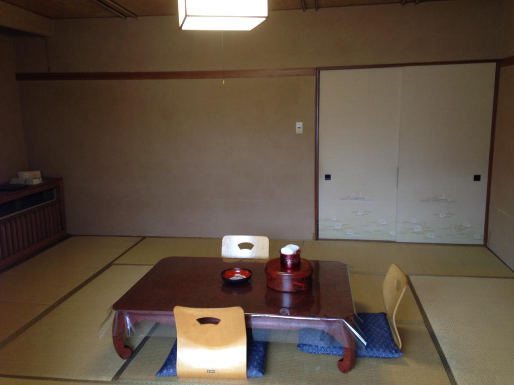 Ryokan Bentenkaku Osaki  Ruang foto